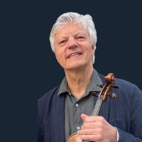 Winfried Rademacher, Violine; Foto privat Winfried Rademacher, Violine; Foto privat