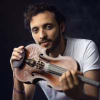 Juan Braceras, Violine; Foto von Alejandro Gomez Juan Braceras, Violine; Foto von Alejandro Gomez